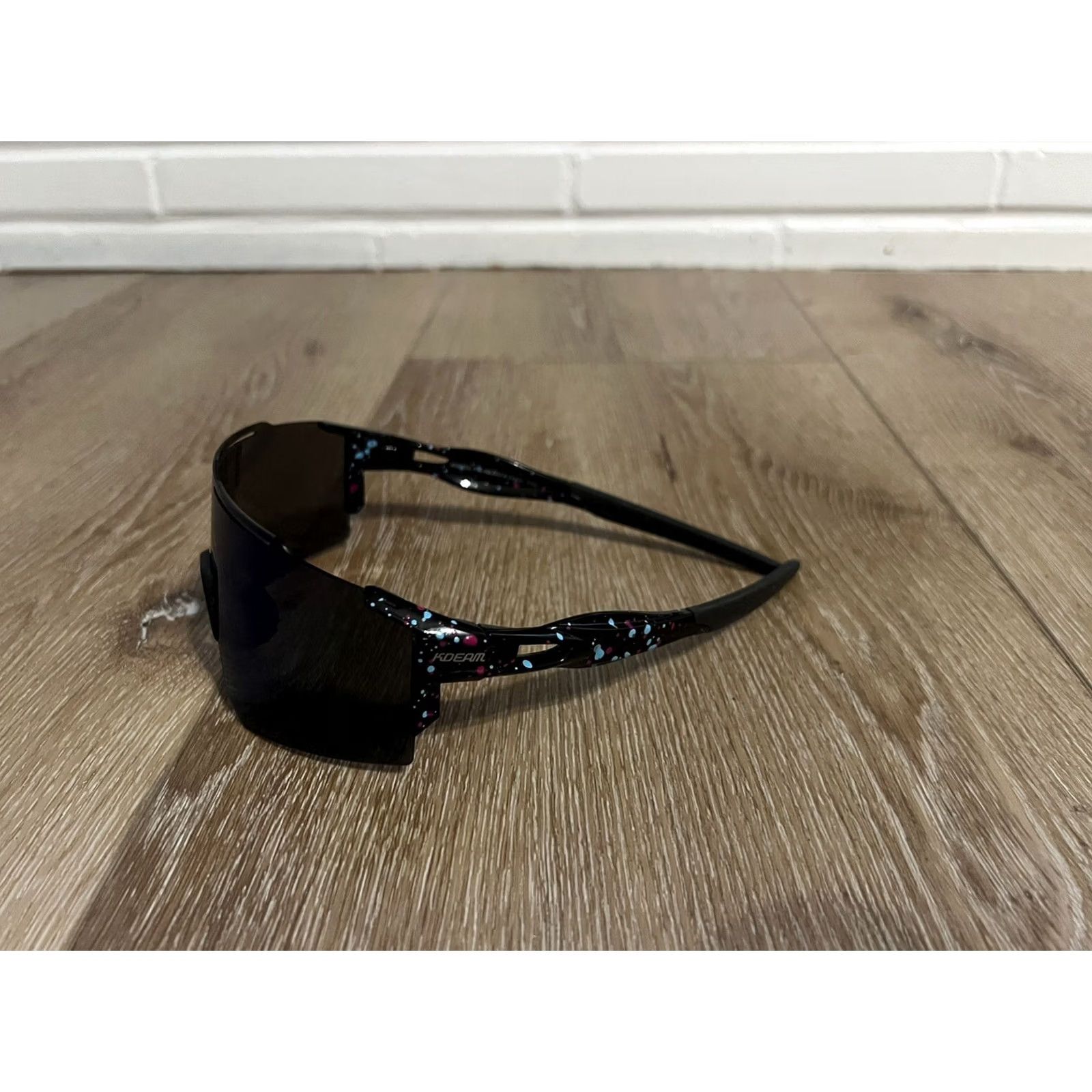 Vintage KDEAM KD0803 Polarized Shield Sunglasses Rimless Wrap Black Men Sunglasses UV400 Gray Lens TR90 Nylon Sports Shield Sunglasses KD0803 Mens Size ONE SIZE - 3 Thumbnail