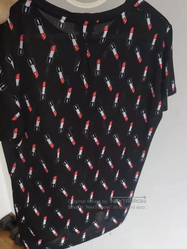 Saint Laurent Paris Saint Laurent Lipstick Print Short Sleeve Tee. Size US M / EU 48-50 / 2 - 2 Thumbnail