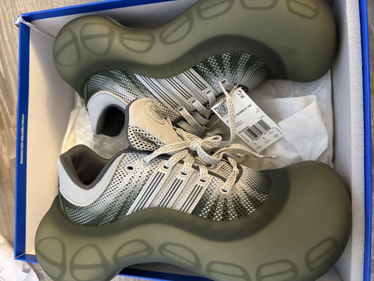 Adidas AVAVAV Adidas Size US 8.5 / EU 41-42 - 3 Thumbnail