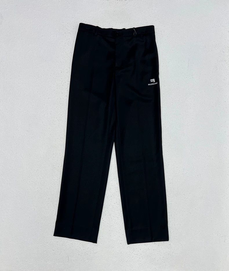 Balenciaga Balenciaga size 44 Swing dart trousers Size US 28 / EU 44 - 1 Thumbnail