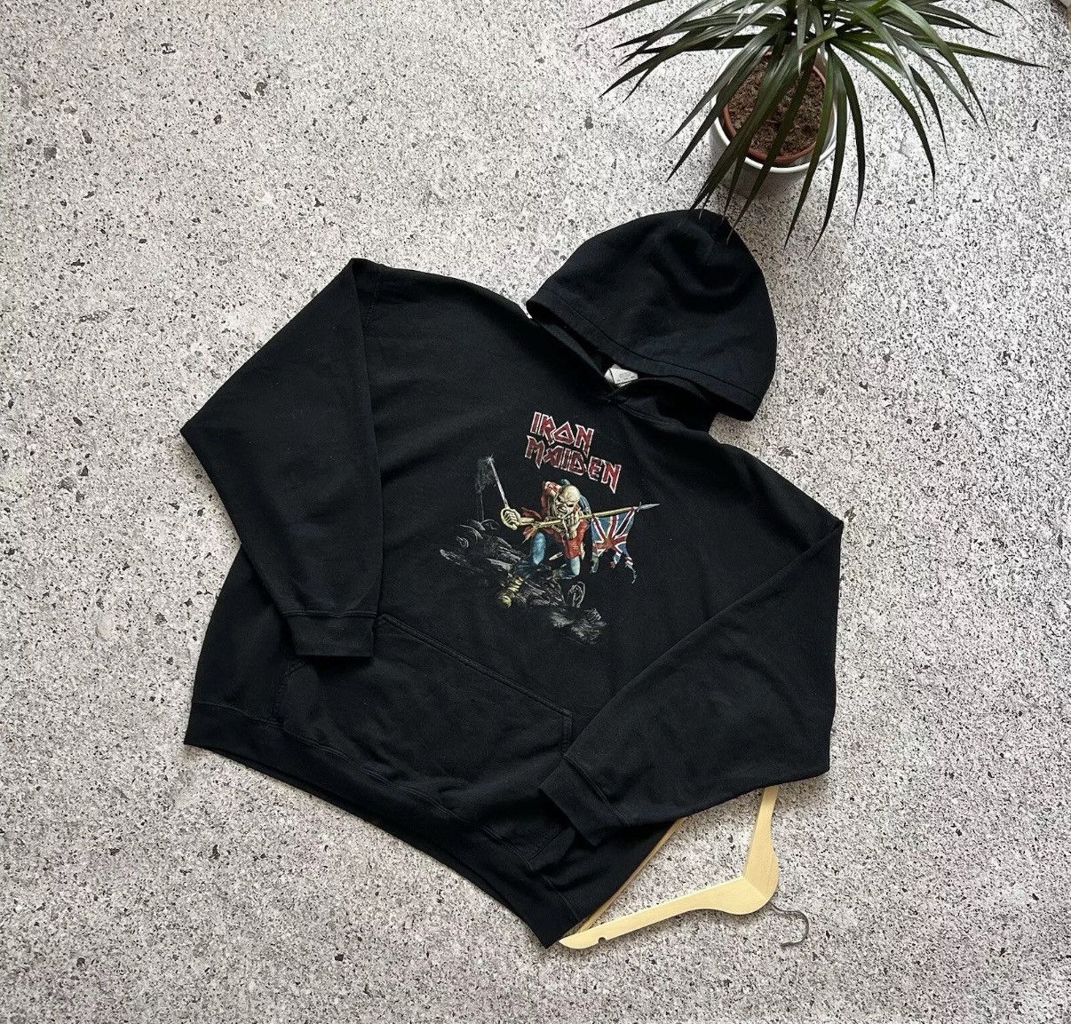 Band Tees × Iron Maiden × Vintage Vintage Iron Maiden 2011 Metal Rock Band Tour England Hoodie Size US XXL / EU 58 / 5 - 1 Thumbnail