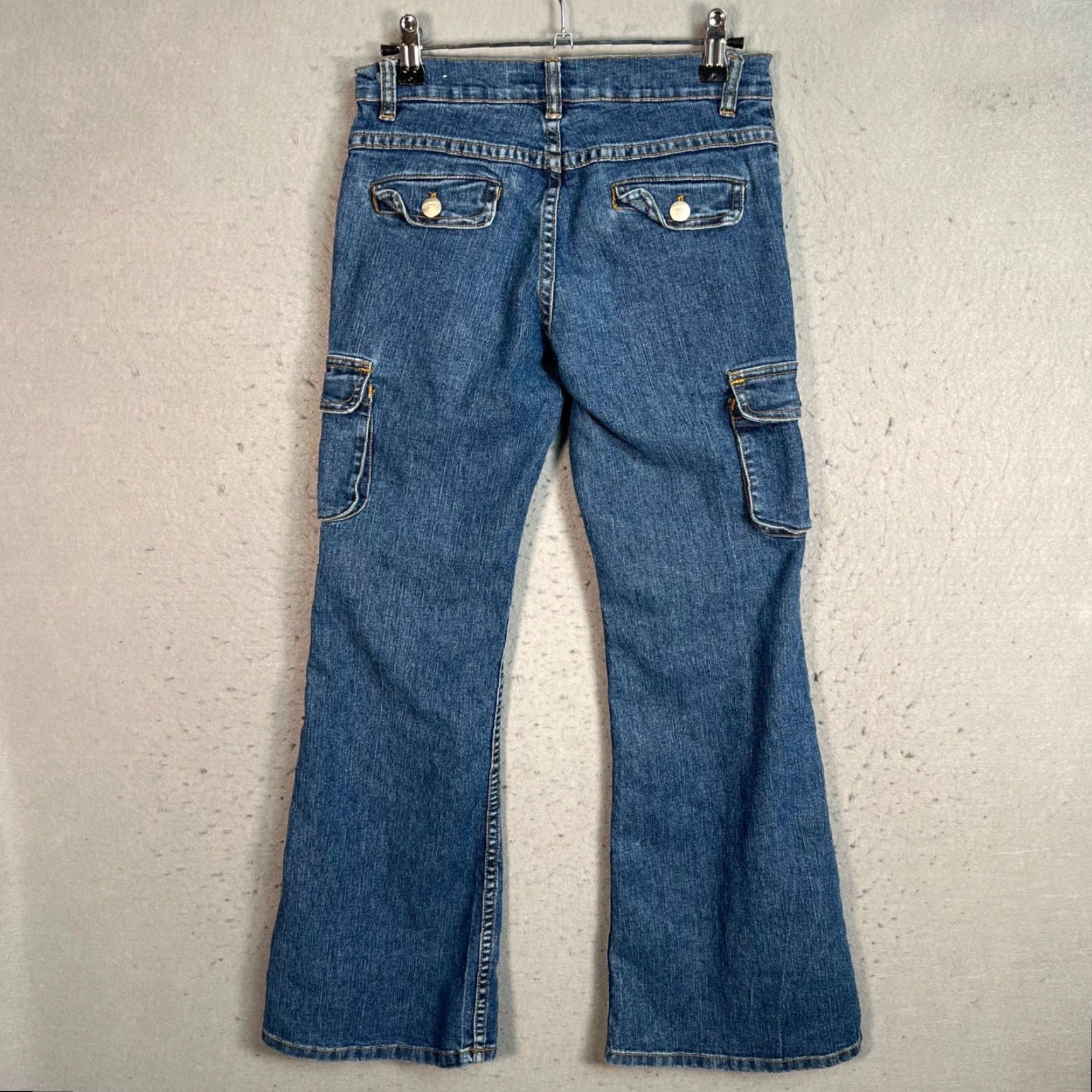 Vintage VINTAGE Let Me B Jeans Women 12 Blue Cargo Pocket Button Details Flared Pockets Denim Inseam 27" Cotton Blend Mid Rise Summer Spring Womens Size 34" / US 12 / IT 48 - 2 Thumbnail
