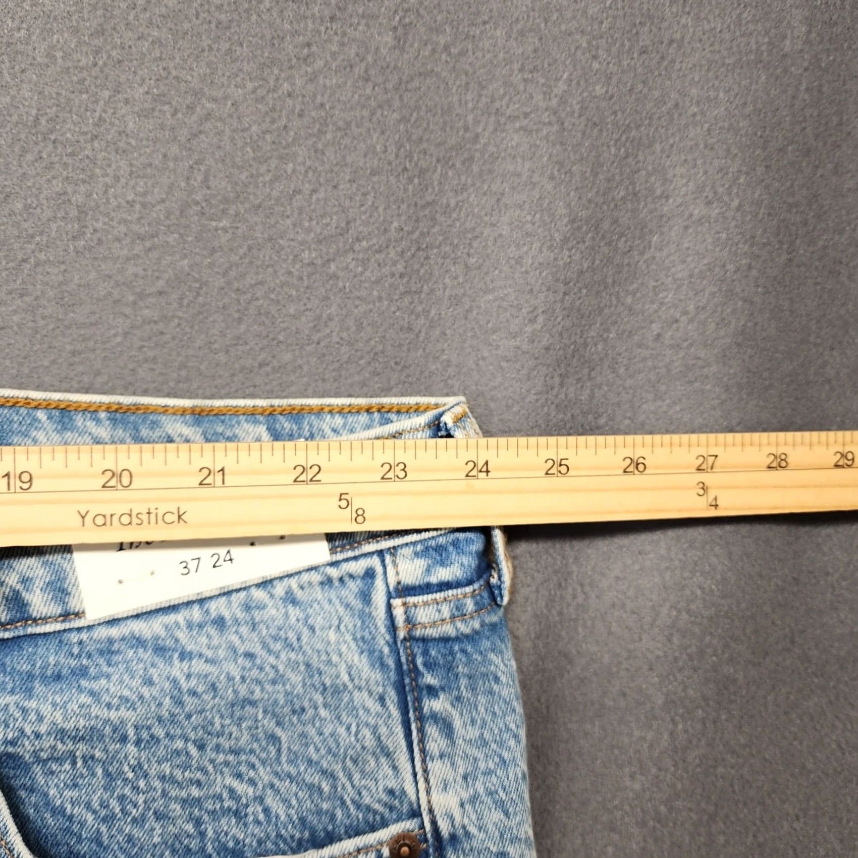 Abercrombie & Fitch VINTAGE Abercrombie & Fitch The Dad Short Womens 37|24 High Rise Light Wash NEW Size 42" / US 20 - 4 Thumbnail
