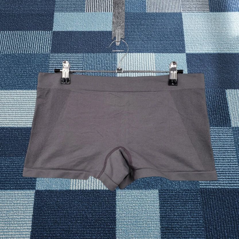 Reebok Reebok Boyshort Womens L Gray Performance Seamless Underwear Panties Size ONE SIZE - 1 Thumbnail