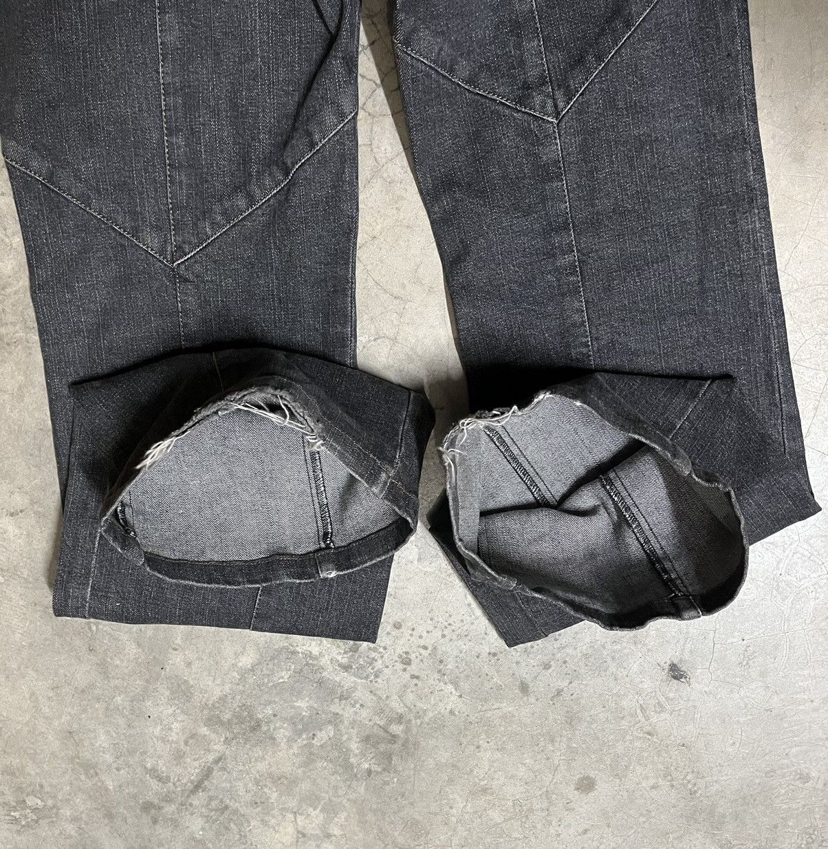 If Six Was Nine Rare black faded Flare Jeans Chris montez distressed leg Size US 27 - 14 Thumbnail