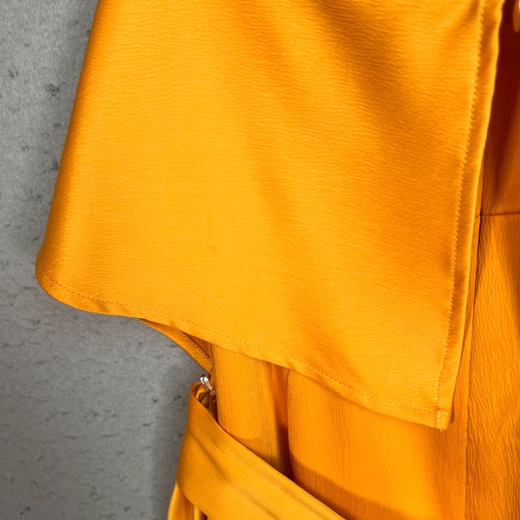 Vintage VINTAGE Lovers + Friends Dress Womens XS Off-Shoulder Orange Wrap Dress Size XS / US 0-2 / IT 36-38 - 7 Thumbnail