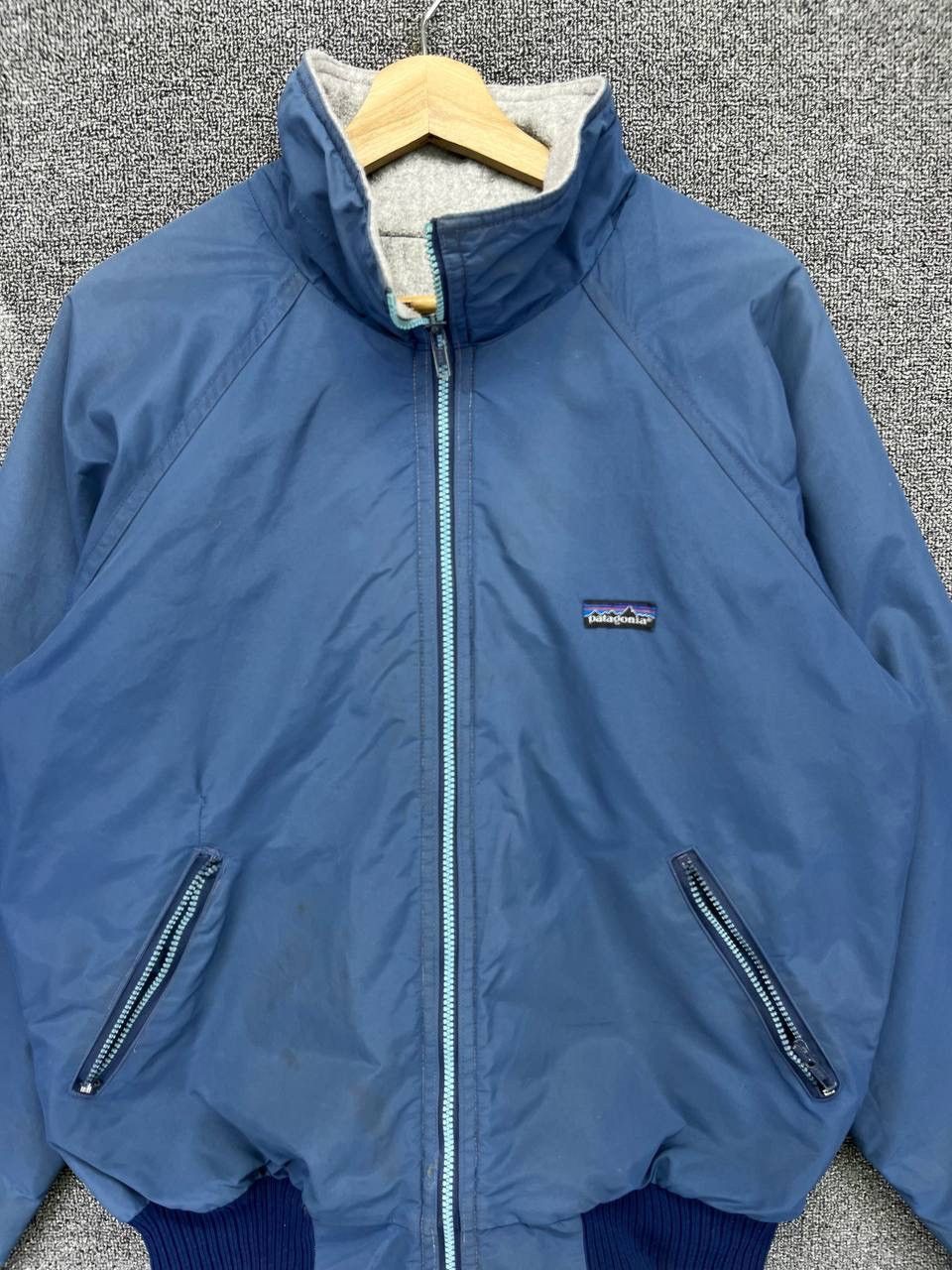 Patagonia Vintage Patagonia Trashed Varsity Bomber Style Jacket Size US L / EU 52-54 / 3 - 5 Thumbnail