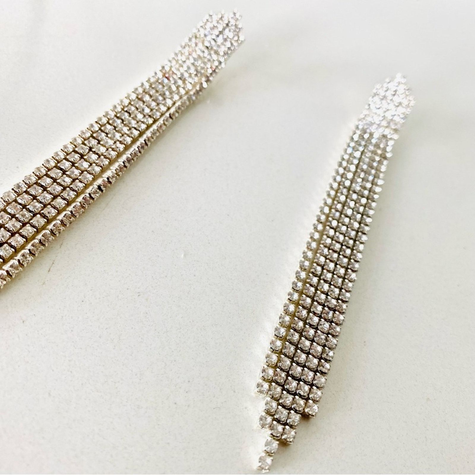 Nordstrom NORDSTROM REVOLVE VINTAGE Y2K Silver Tassel Drop Earrings Size ONE SIZE - 2 Thumbnail