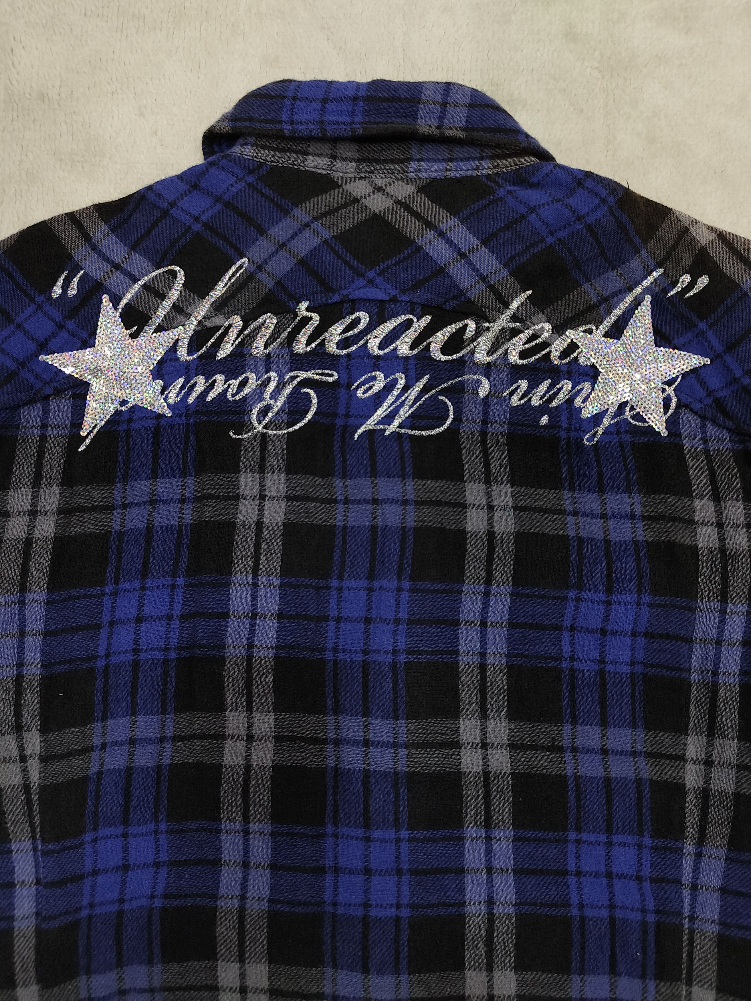 Vanquish 🇯🇵Vanquish🇯🇵 Metallic Squin Embroidered Flannel Shirt Size US S / EU 44-46 / 1 - 2 Thumbnail