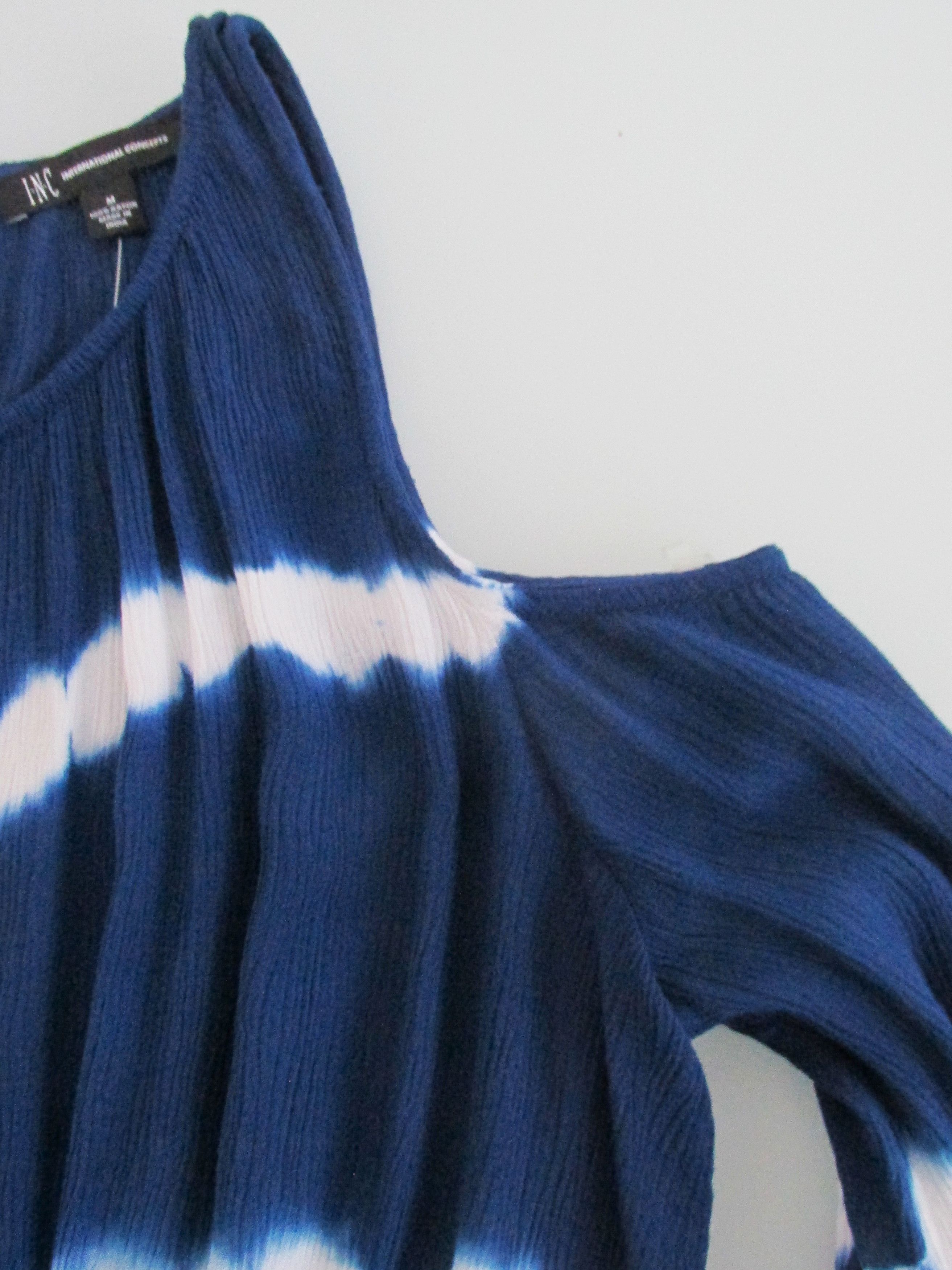 I.N.C INC (NWT) Open Shoulder Long Sleeve Blouse Size Medium Size M / US 6-8 / IT 42-44 - 3 Thumbnail