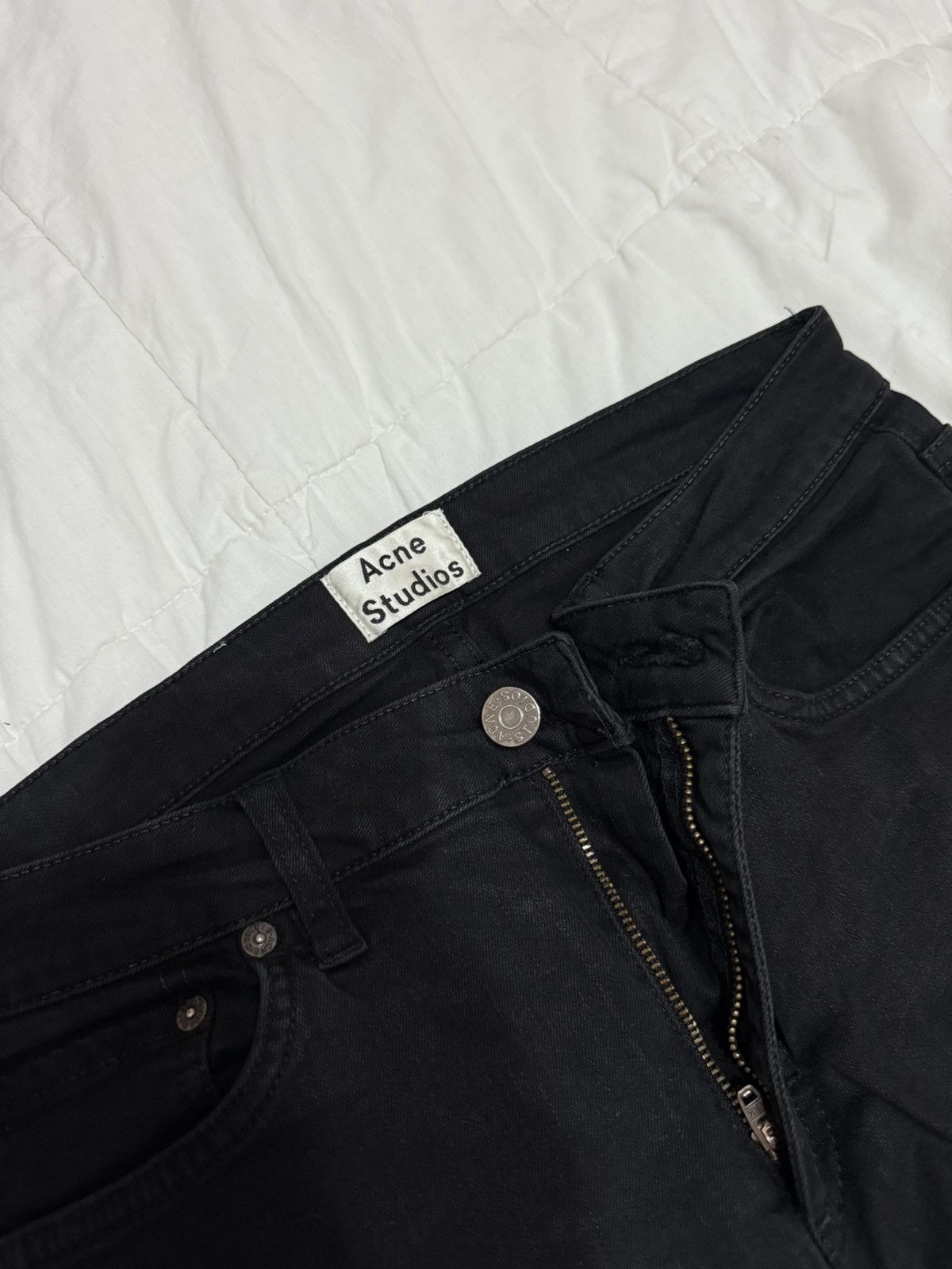 Acne Studios Acne Studios Black Jeans Size 29/32 Size US 29 - 1 Thumbnail
