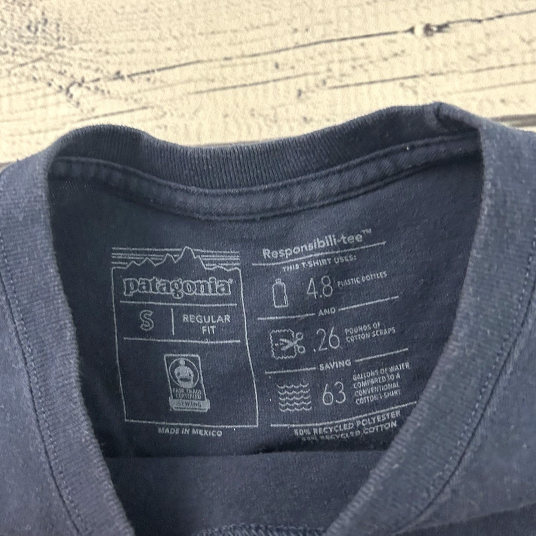 Patagonia Patagonia Logo Regular Fit Short Sleeve T Shirt Men's Small Blue Patagonia Live Simply Logo Shirt Men's Small Blue Size US S / EU 44-46 / 1 - 2 Thumbnail