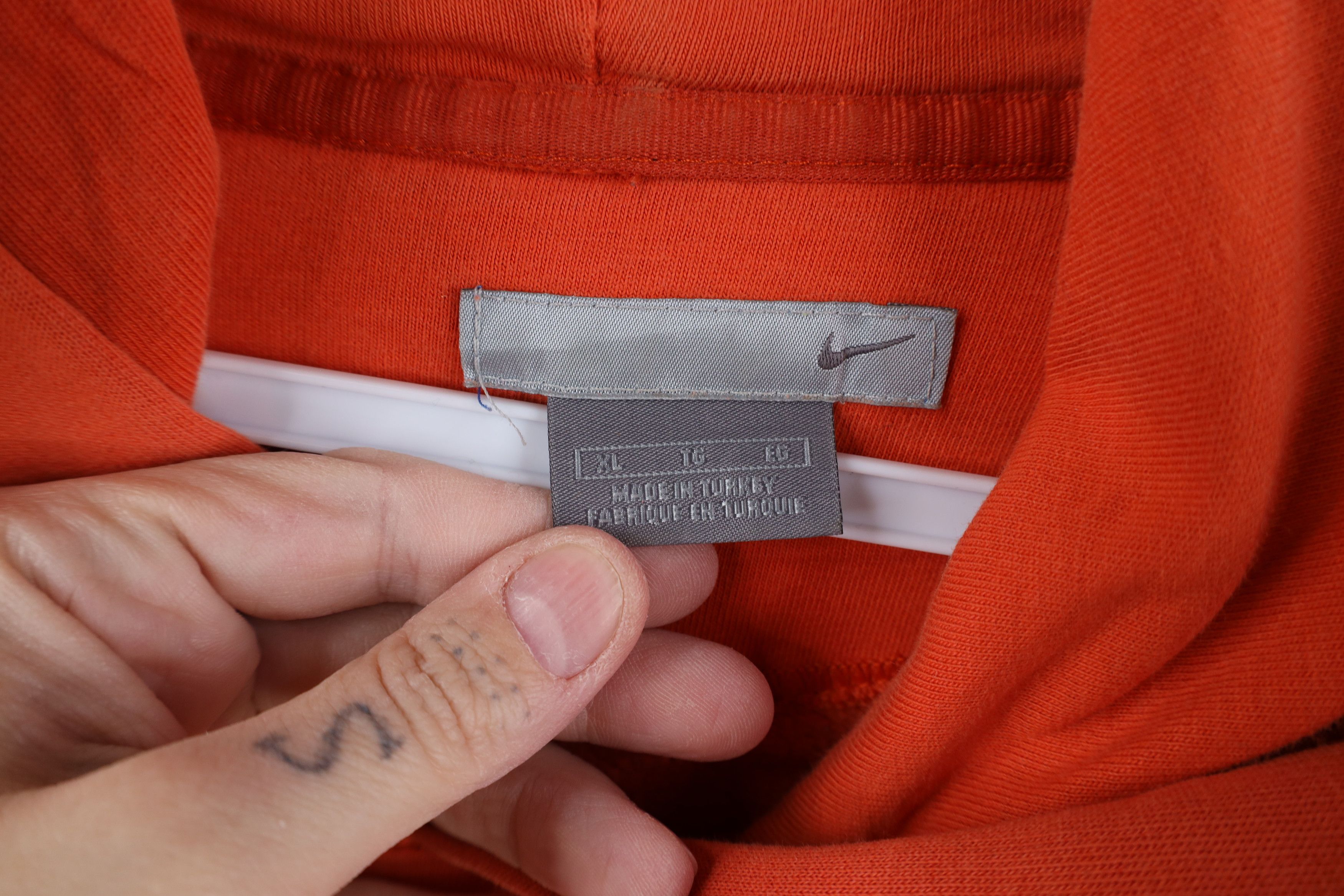 Nike Vintage Nike Scott Mini Swoosh Hoodie Sweatshirt Orange Size US XL / EU 56 / 4 - 7 Thumbnail