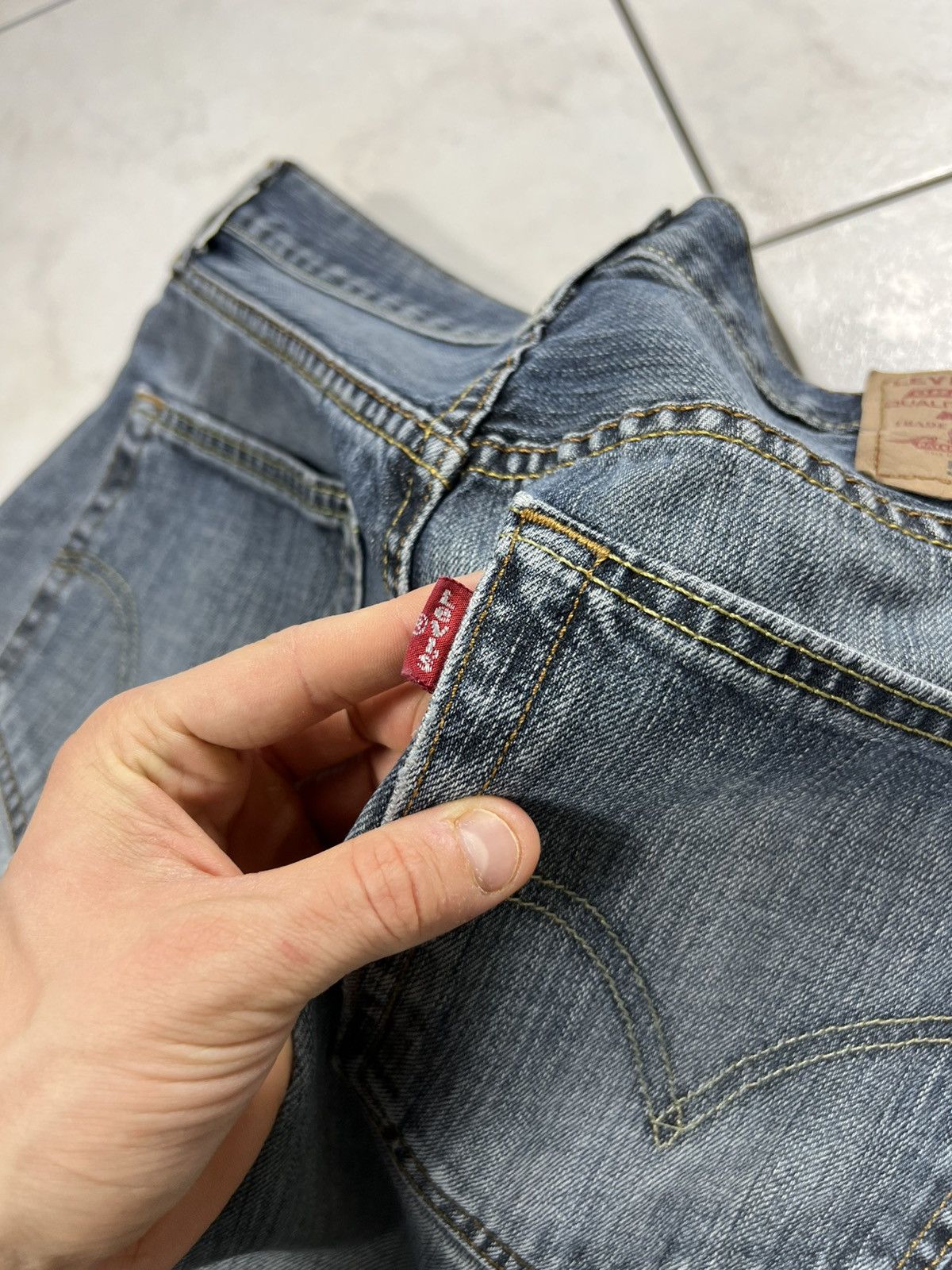 Levi's Vintage Levi’s 501 straigth leg button-fly washed y2k jeans Size US 34 / EU 50 - 16 Thumbnail