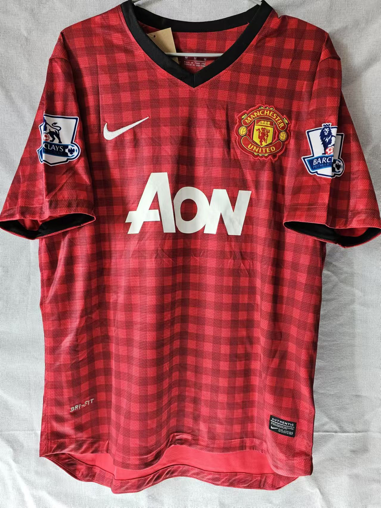 Other 2012 2013 Manchester United 20 van Persie Jersey Home L Size US L / EU 52-54 / 3 - 2 Thumbnail