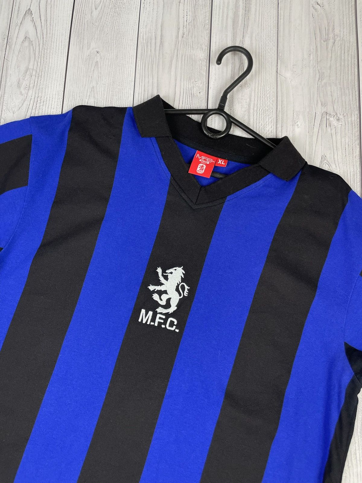 Vintage Vintage Middlesbrough soccer jersey size XL striped retro Size US XL / EU 56 / 4 - 2 Thumbnail