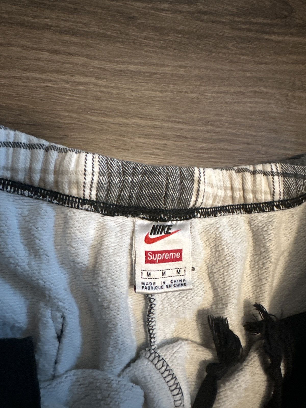 Nike × Supreme Supreme Plaid Nike Sweatshort Size US 32 / EU 48 - 3 Thumbnail
