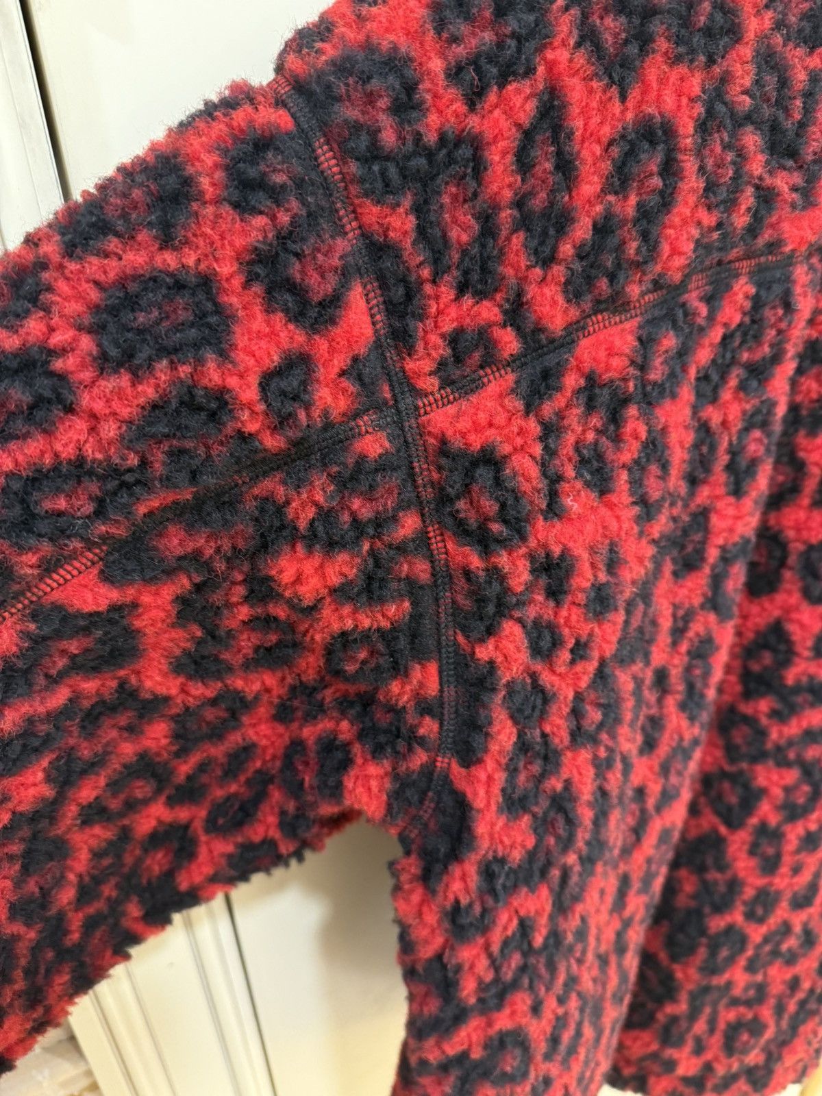 Alexander McQueen Leopard print fleece sweatshirt size M Size US M / EU 48-50 / 2 - 7 Thumbnail