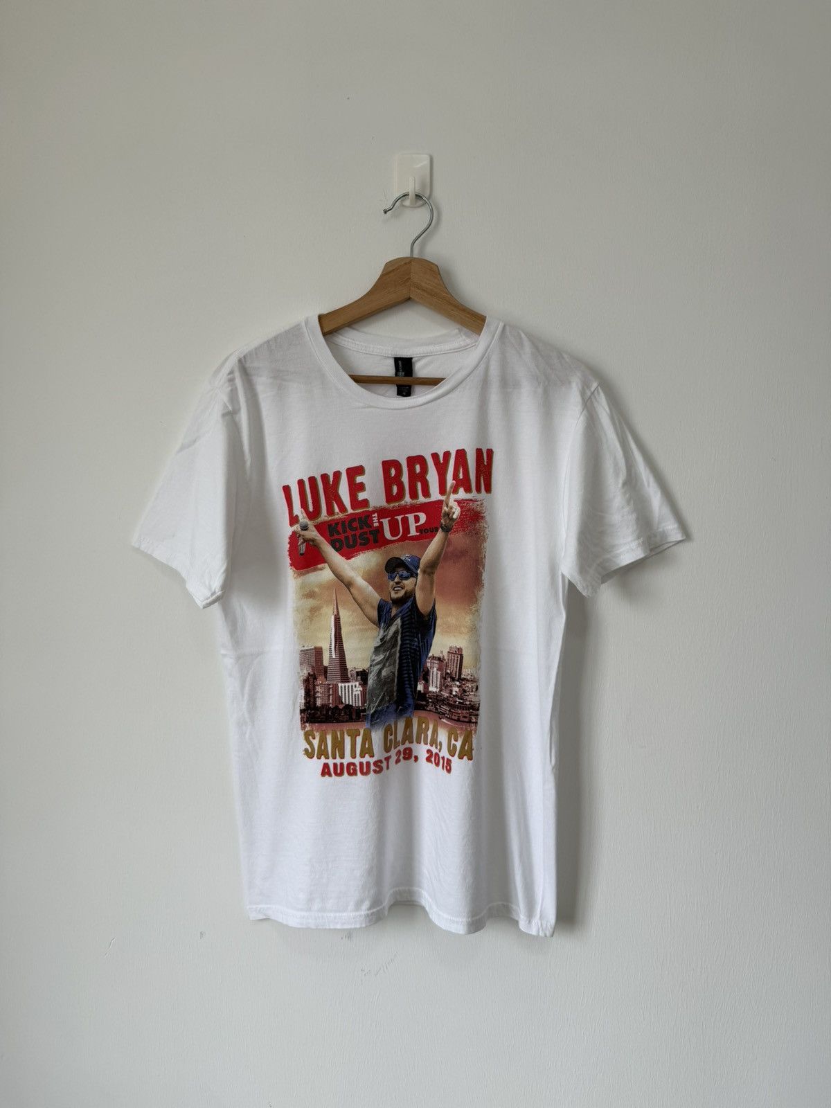 Band Tees Luke Bryan Solo Singer Tee Size US M / EU 48-50 / 2 - 1 Thumbnail