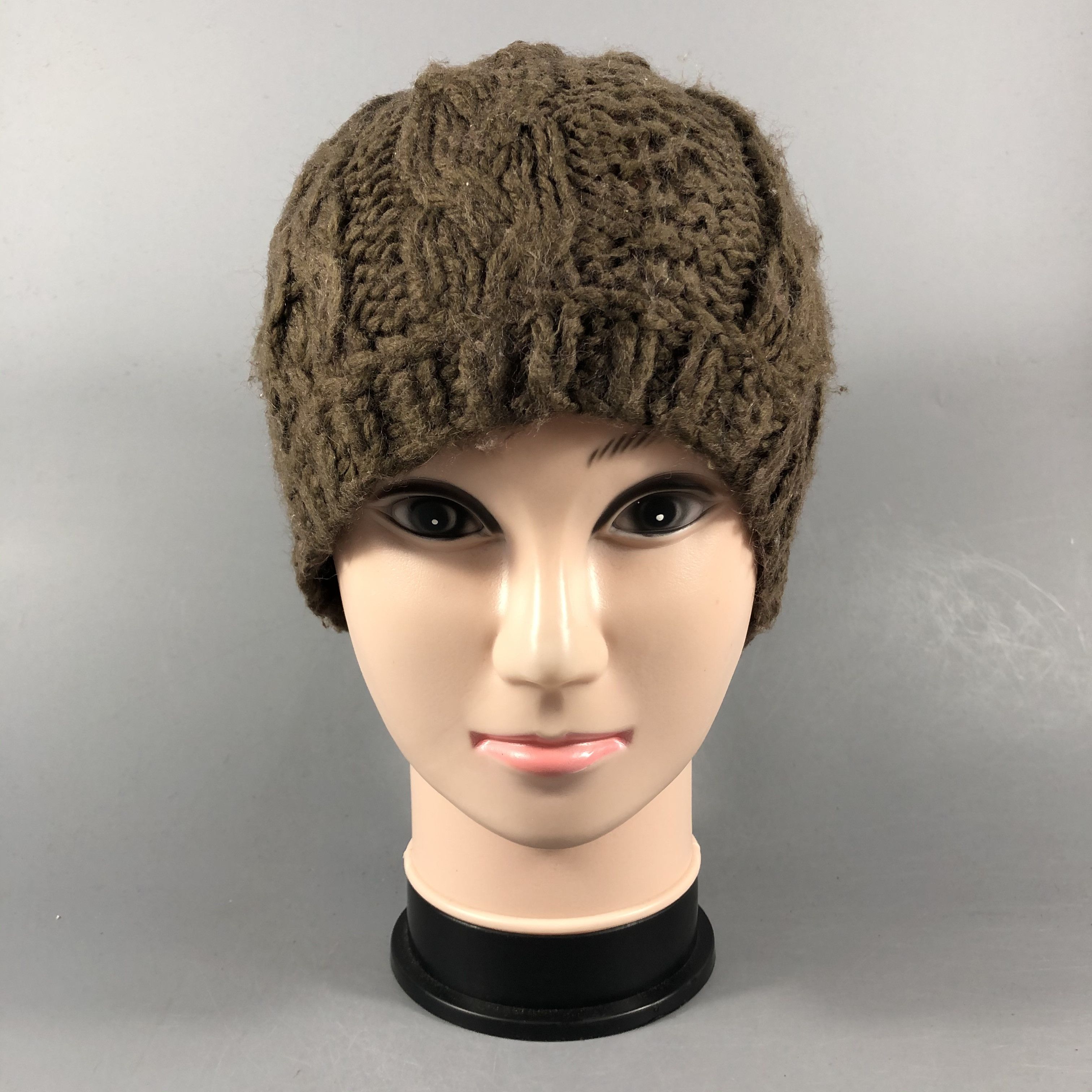 Japanese Brand Japanese Brand Crochet Cable Knit Beanie Snowcap Hats Size ONE SIZE - 1 Thumbnail