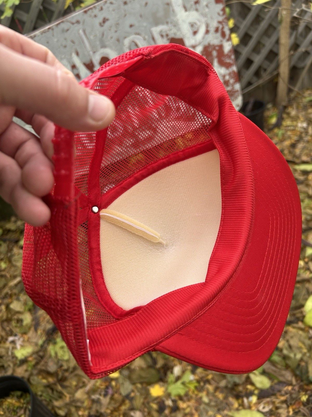 Vintage Vintage trucker hat Jerry’s yard and tree service red white Size ONE SIZE - 6 Thumbnail