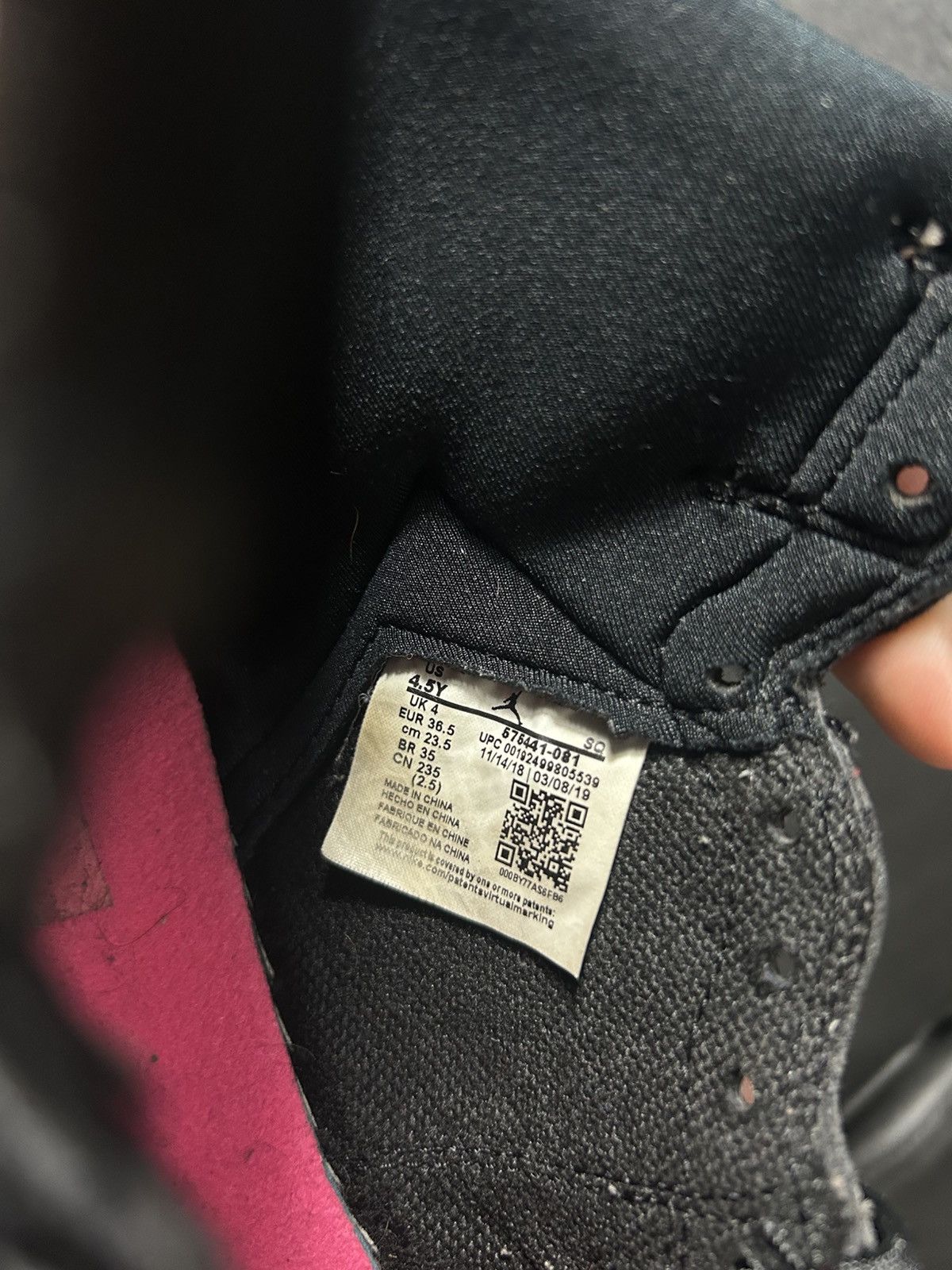 Nike Air Jordan 1 High Retro Crimson Tint Size 4.5Y GS 575441-081 Size US 4.5 / IT 34.5 - 5 Thumbnail