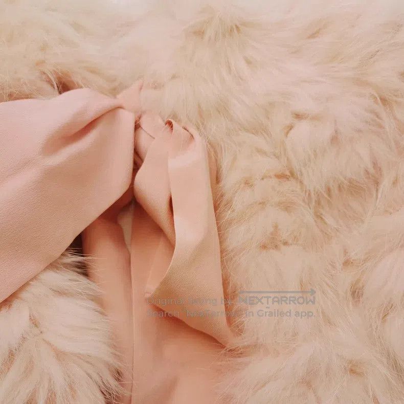 Fendi Fendi Bow Tie Fur Size XS / US 0-2 / IT 36-38 - 3 Thumbnail
