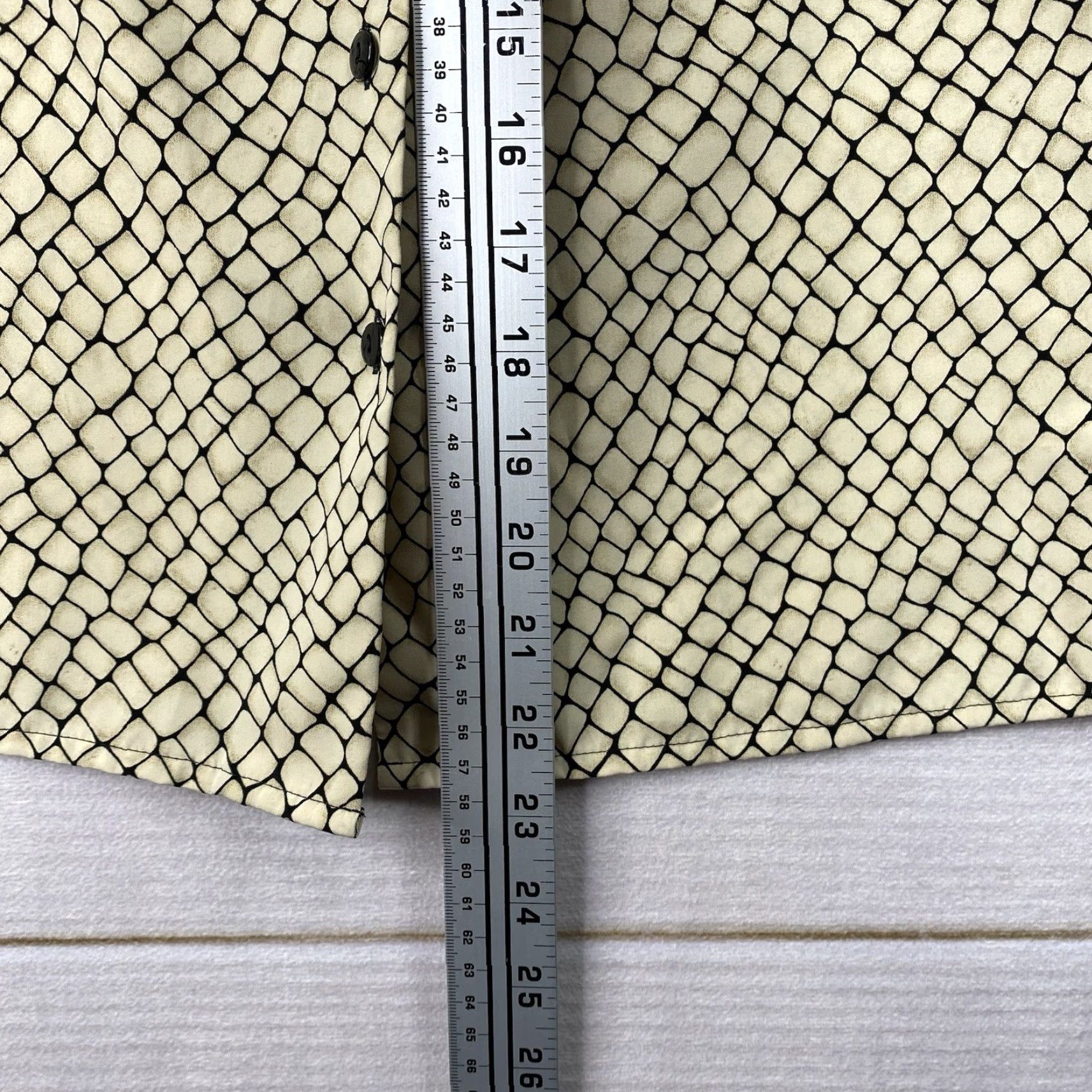 Vintage Notations Shirt Womens Size S Petite Reptile Snake Print Cream Sleeveless Office Size S / US 4 / IT 40 - 3 Thumbnail