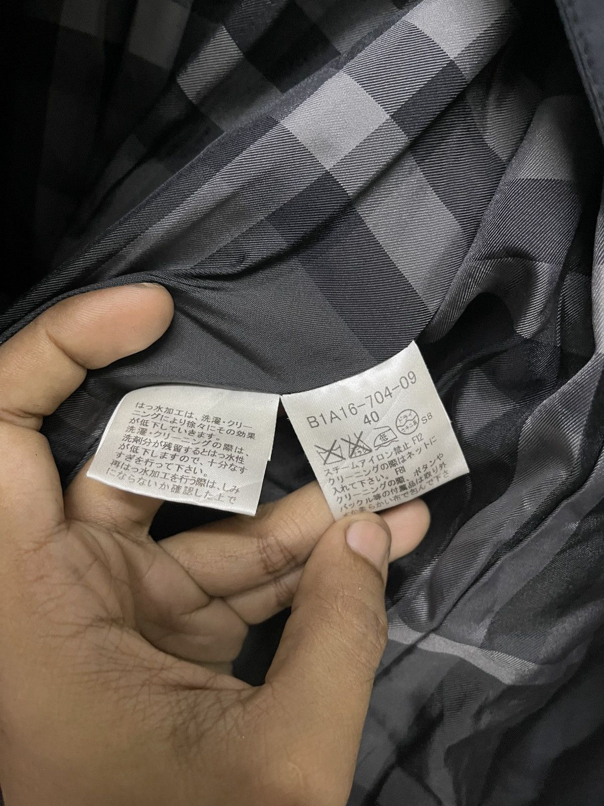 Burberry × Japanese Brand × Vintage VINTAGE BURBERRY LONDON TRENCH COAT JACKET SIZE 40 WOMEN Size S / US 4 / IT 40 - 18 Thumbnail