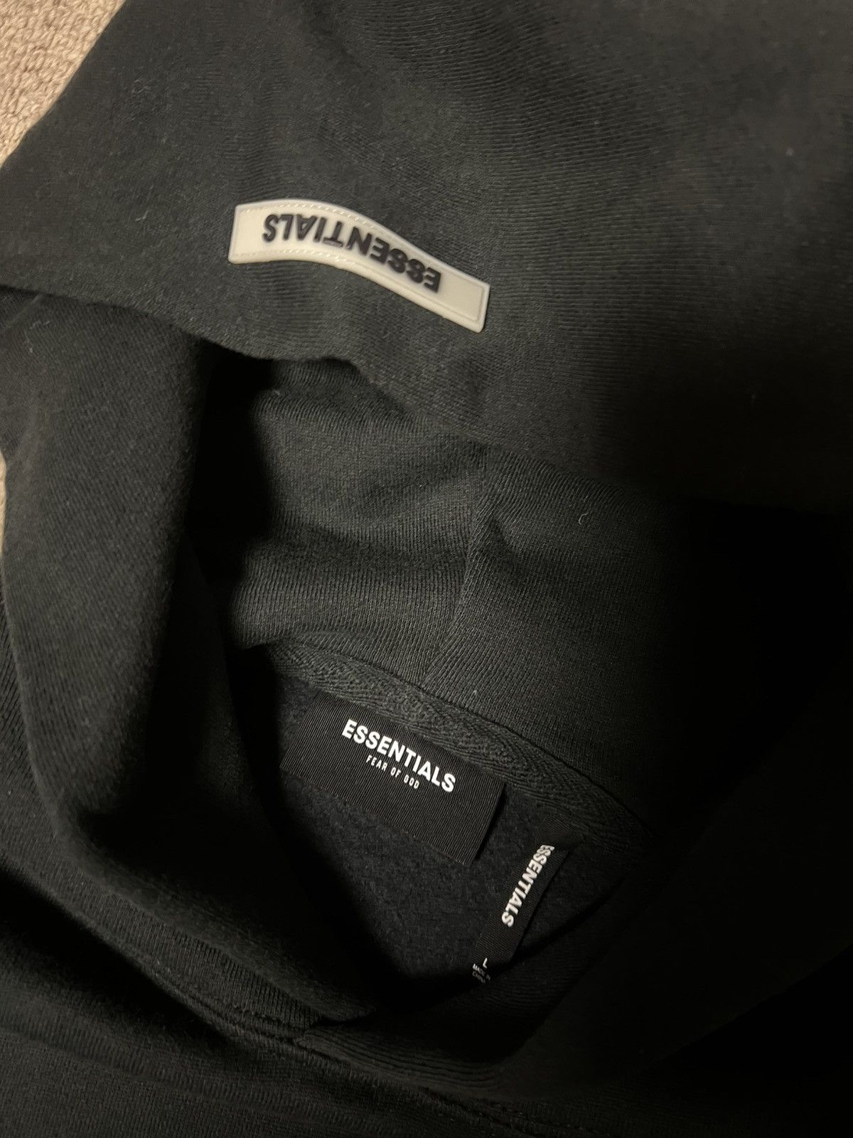Fear of God Fear of God Essentials Hoodie reflective logo Size US L / EU 52-54 / 3 - 5 Thumbnail