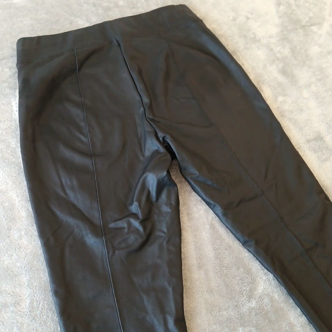 Old Navy Old Navy Stevie Pants Womens Adult Medium Black Faux Leather Pull On Skinny Ankle Size 32" / US 10 / IT 46 - 7 Thumbnail