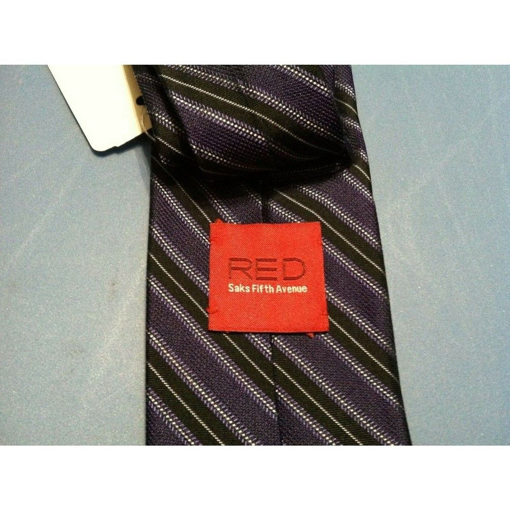 Saks Fifth Avenue SAKS FIFTH AVENUE MENS NEW PURPLE 100%SILK TIE WIDTH: 2 3/4" Size ONE SIZE - 2 Thumbnail
