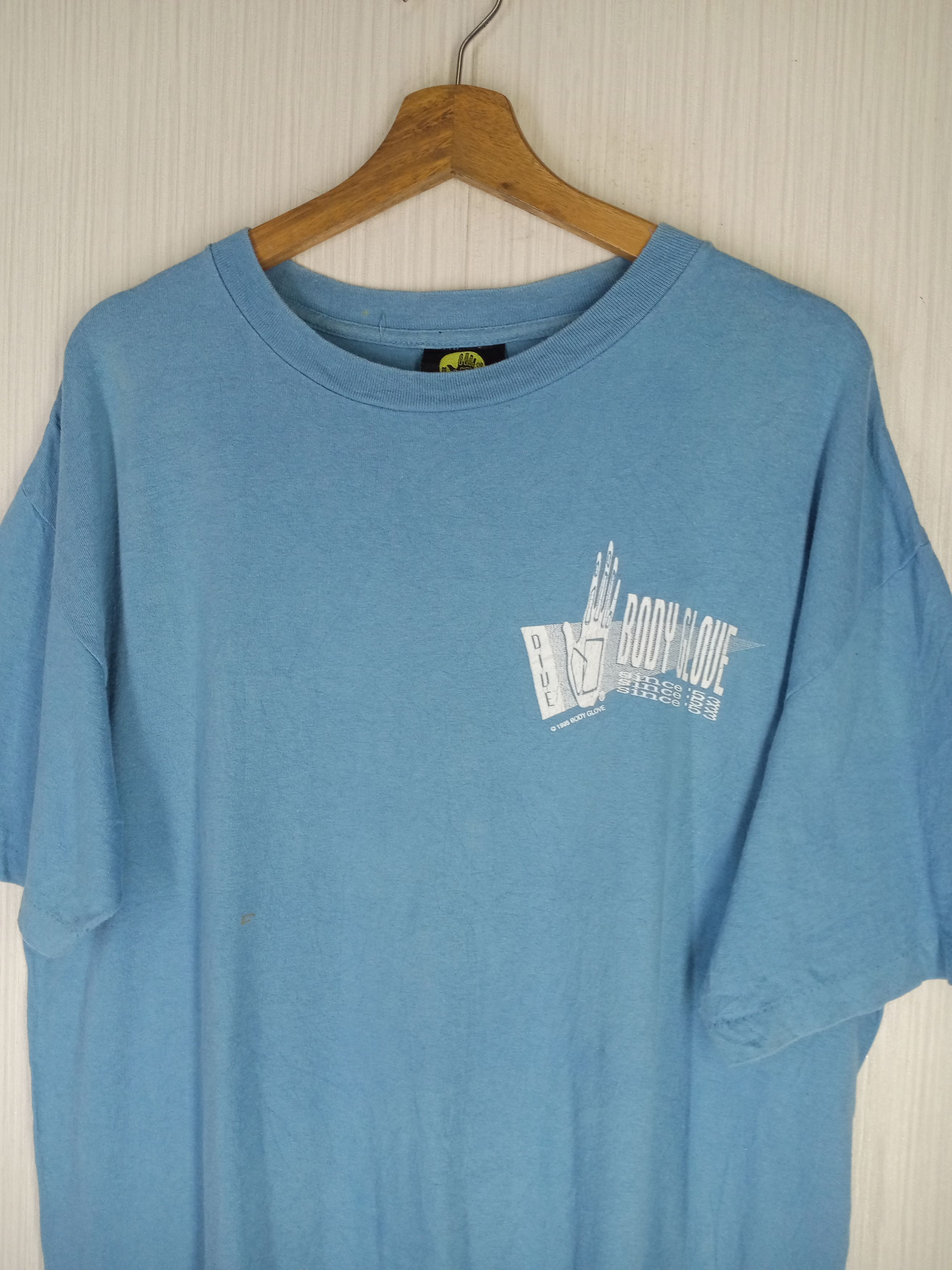 Body Glove Rare Vintage 90s Body Glove Big Logo Tshirt Size US L / EU 52-54 / 3 - 3 Thumbnail
