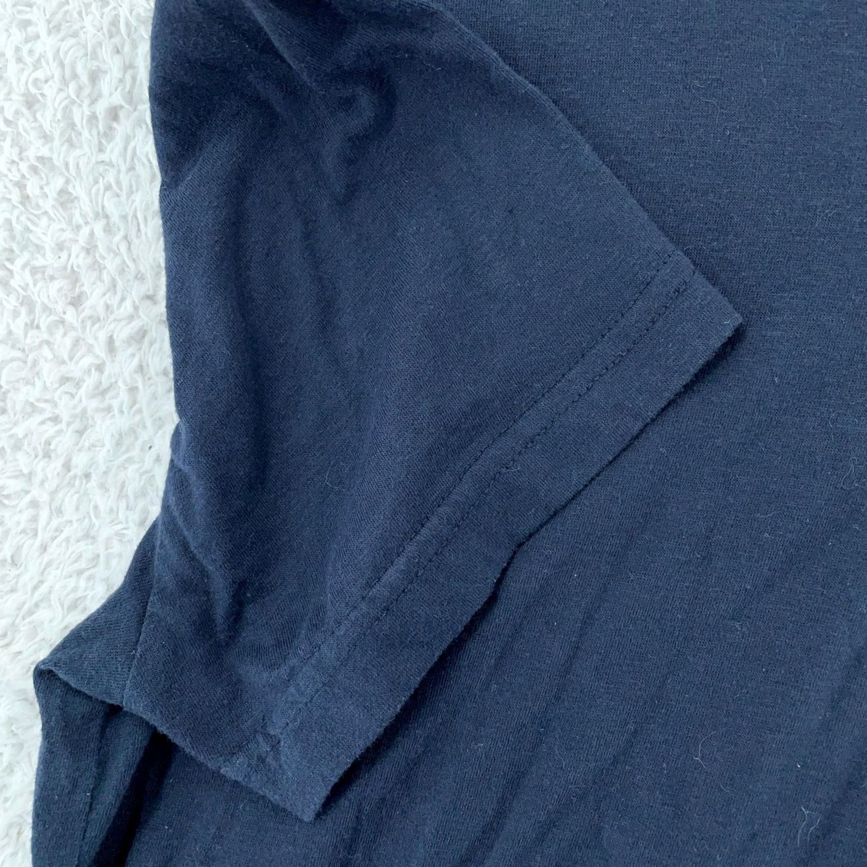 Psycho Bunny Psycho Bunny Shirt CROP FIT Small Navy V-Neck Short Sleeve Skull Bunny Logo Tee Mens Navy Small Tee Size US S / EU 44-46 / 1 - 3 Thumbnail