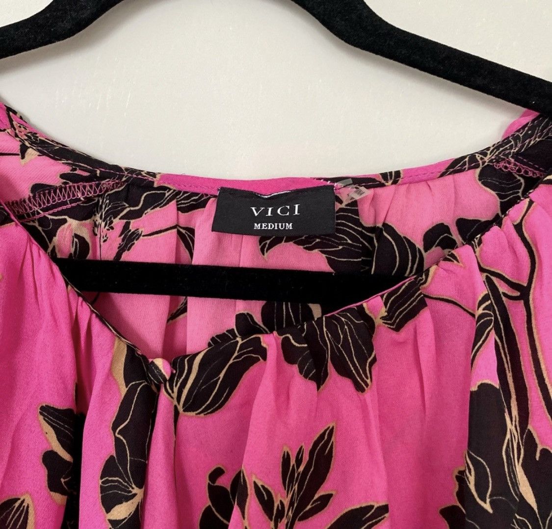 Other VICI HOT PINK FLORAL V NECK RUFFLED BLOUSE TOP Size M / US 6-8 / IT 42-44 - 4 Thumbnail