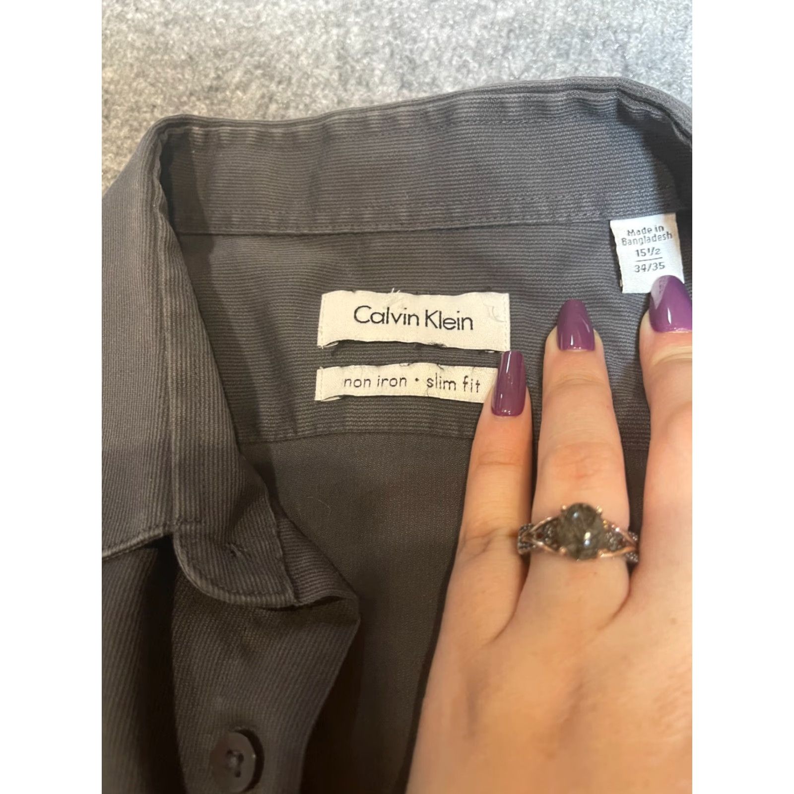 Calvin Klein **Calvin Klein Mens Gray Long Sleeve Button Up Shirt Size 15.5** User: **Calvin Klein Gray Long Sleeve Button Up Shirt Size 15.5** Size US L / EU 52-54 / 3 - 4 Thumbnail