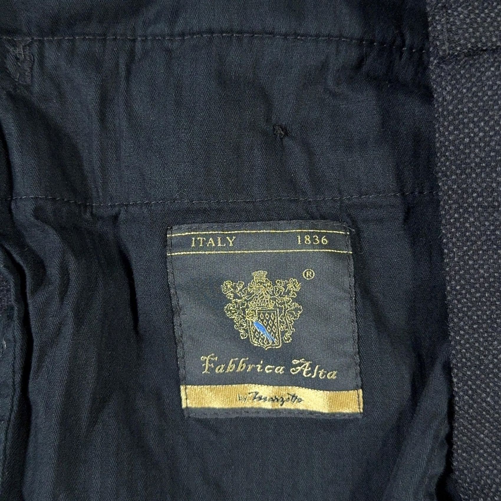 Banana Republic Banana Republic Pants Mens 38x30 Slim Birdseye Navy Wool dress Pants Regular Waist 38t 30in Inseam Mens Dress Pants Size US 38 / EU 54 - 5 Thumbnail
