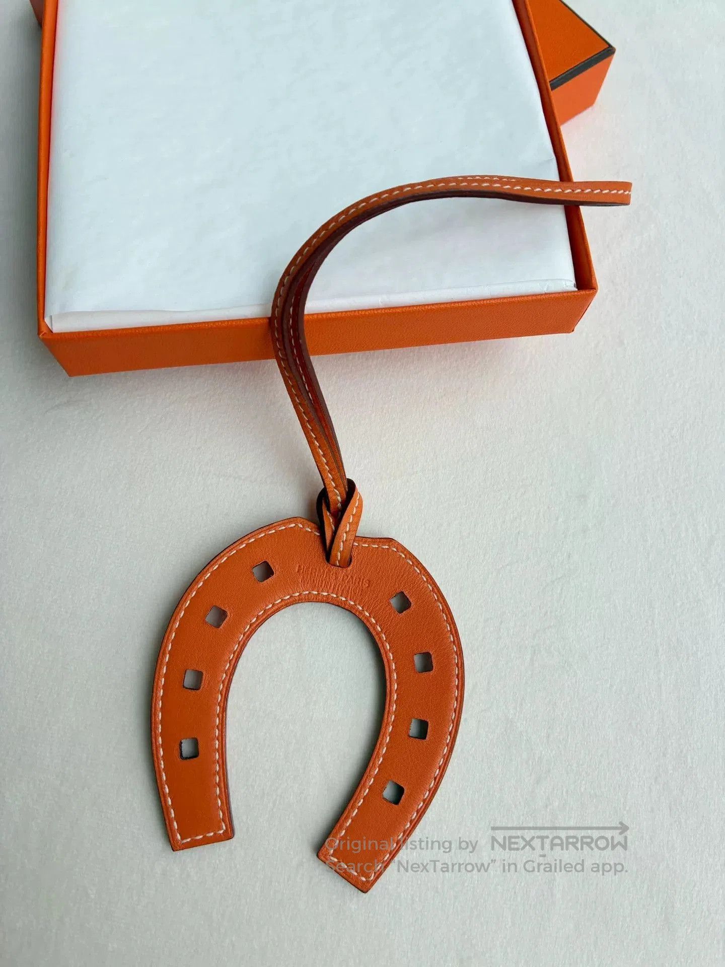 Hermes Hermes Orange Horseshoe Leather Pendant. Size ONE SIZE - 3 Thumbnail
