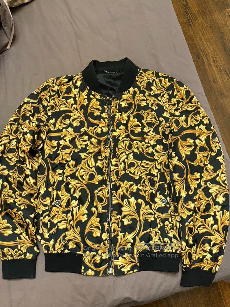 Versace Versace Black gold baroque coat Size US M / EU 48-50 / 2 - 1 Thumbnail