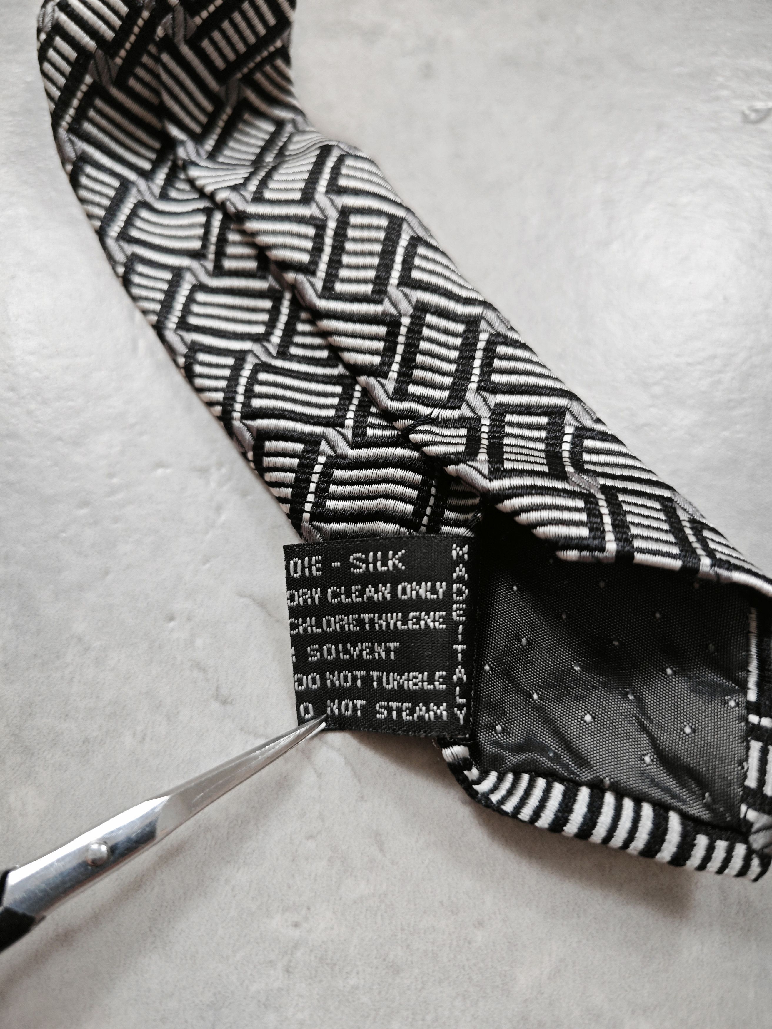 Versace Versace Vintage Tie Size ONE SIZE - 6 Thumbnail