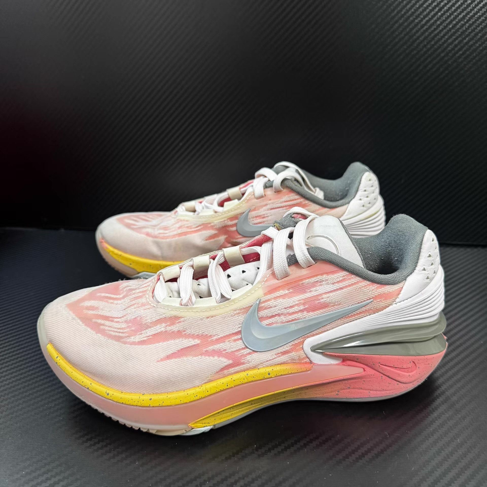 Nike Nike Air Zoom G.T. Cut 2, Q11 Size US 5 / EU 37 - 1 Thumbnail