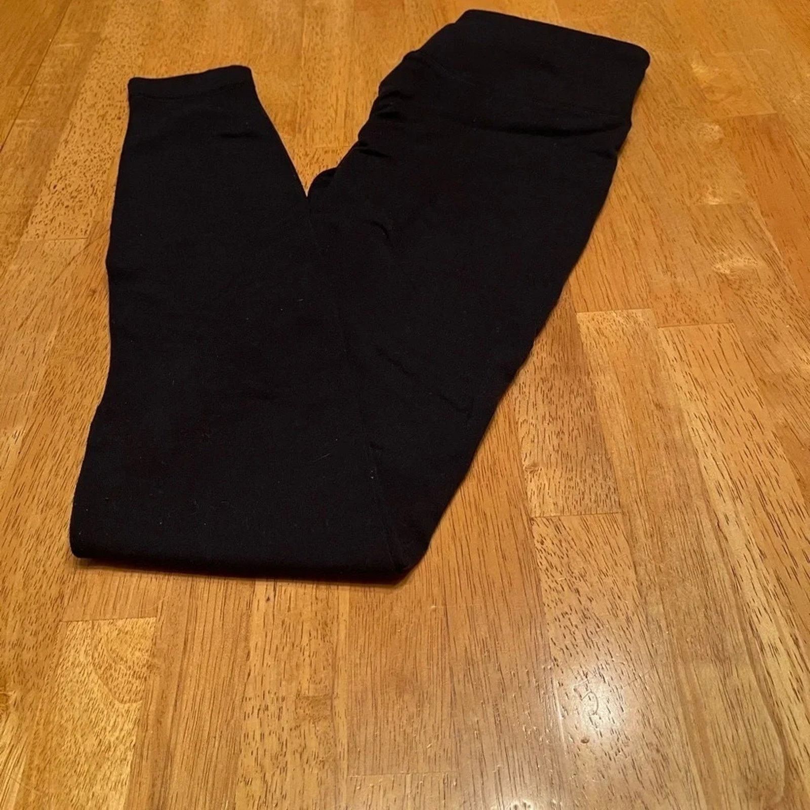Lululemon Lululemon leggings in black, size 6 Size 28" / US 6 / IT 42 - 1 Thumbnail