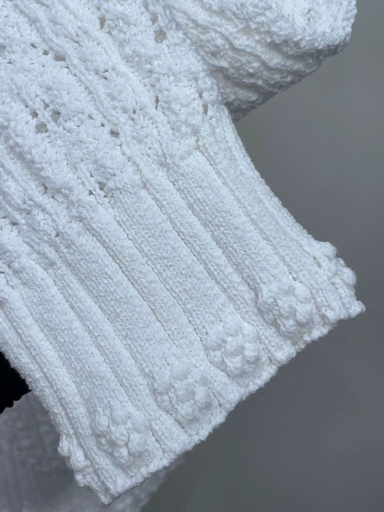 Chanel Chanel White Knit Sweater with Floral Detail -2505 Size US S / EU 44-46 / 1 - 4 Thumbnail