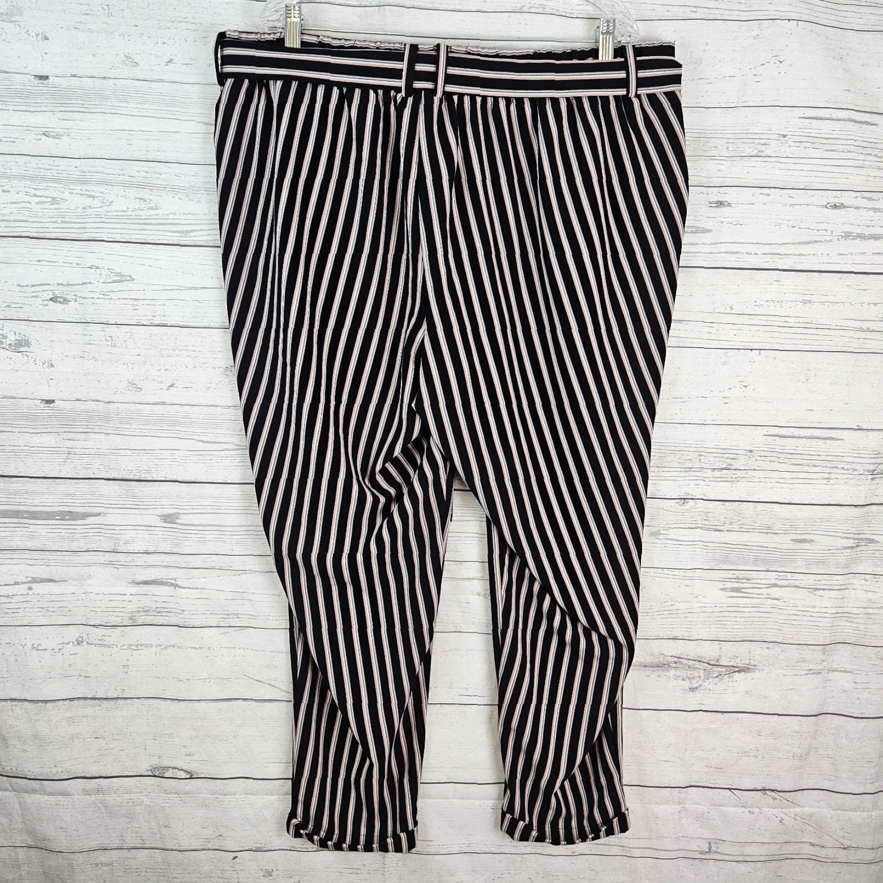 Torrid Torrid Womens Ankle Pants Pants High Rise Striped Cuffed Belt Black Pink Stripe 2X Plus Size Size 40" / US 18 - 3 Thumbnail