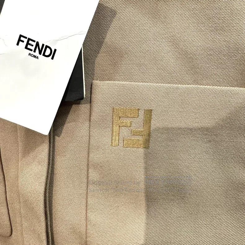 Fendi Fendi Twill Wool with Sheepskin Collar, Embroidered Letter Size S / US 4 / IT 40 - 4 Thumbnail