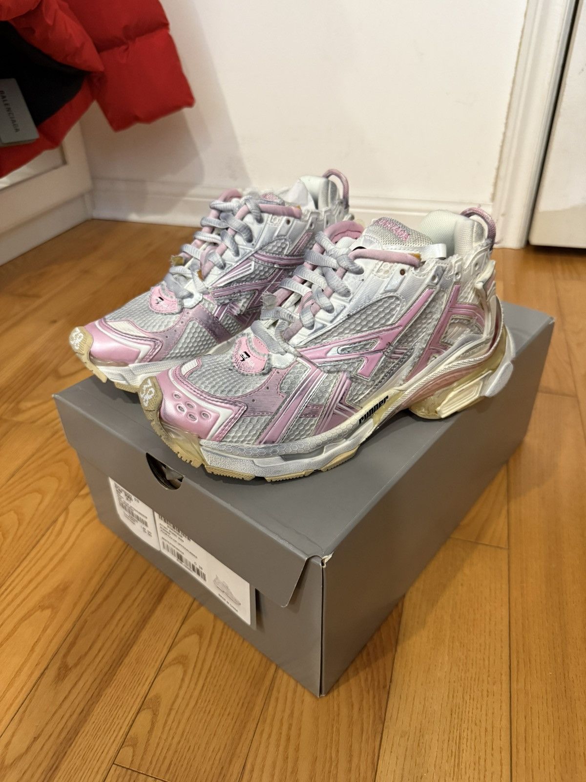 Balenciaga Balenciaga Runner Sneakers Size US 6.5 / EU 39-40 - 1 Thumbnail