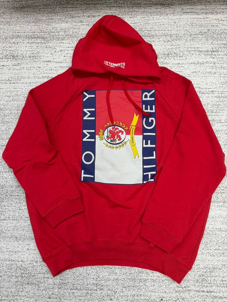 Vetements vetements 2018 SS Tommy Hilfiger new co-branded hoodie 2501 Size US S / EU 44-46 / 1 - 1 Thumbnail
