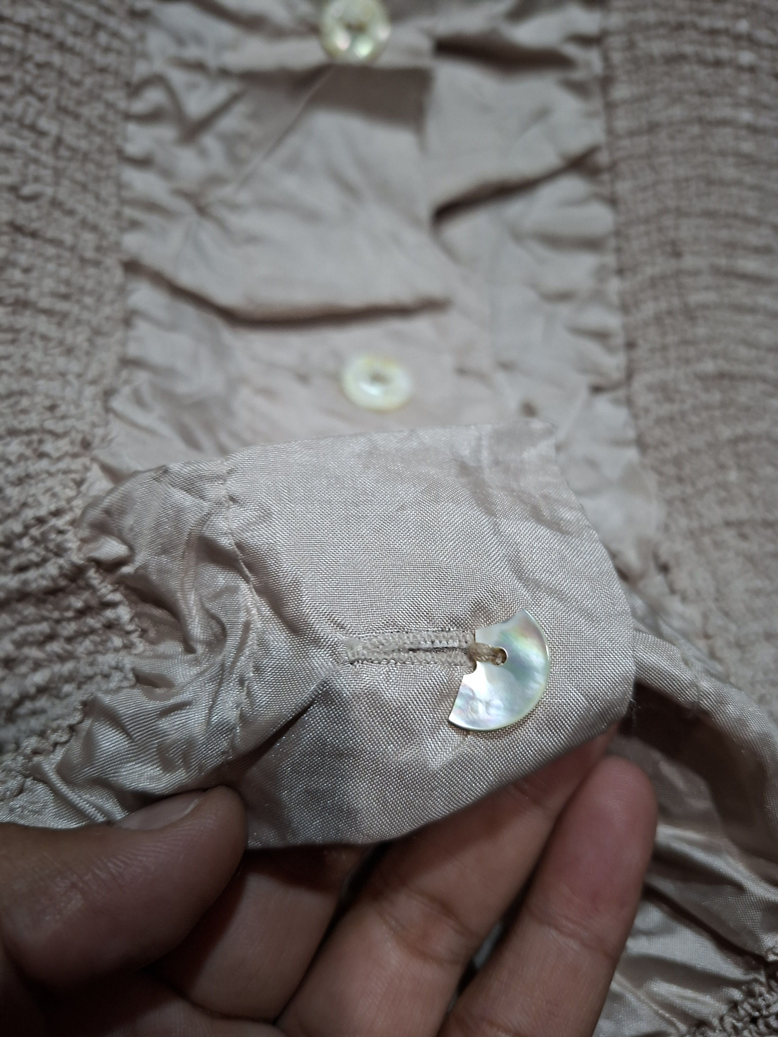 Issey Miyake YOSHIKI HISHINUMA SHRINK PLEATED BUTTON UP SHIRT Size M / US 6-8 / IT 42-44 - 4 Thumbnail