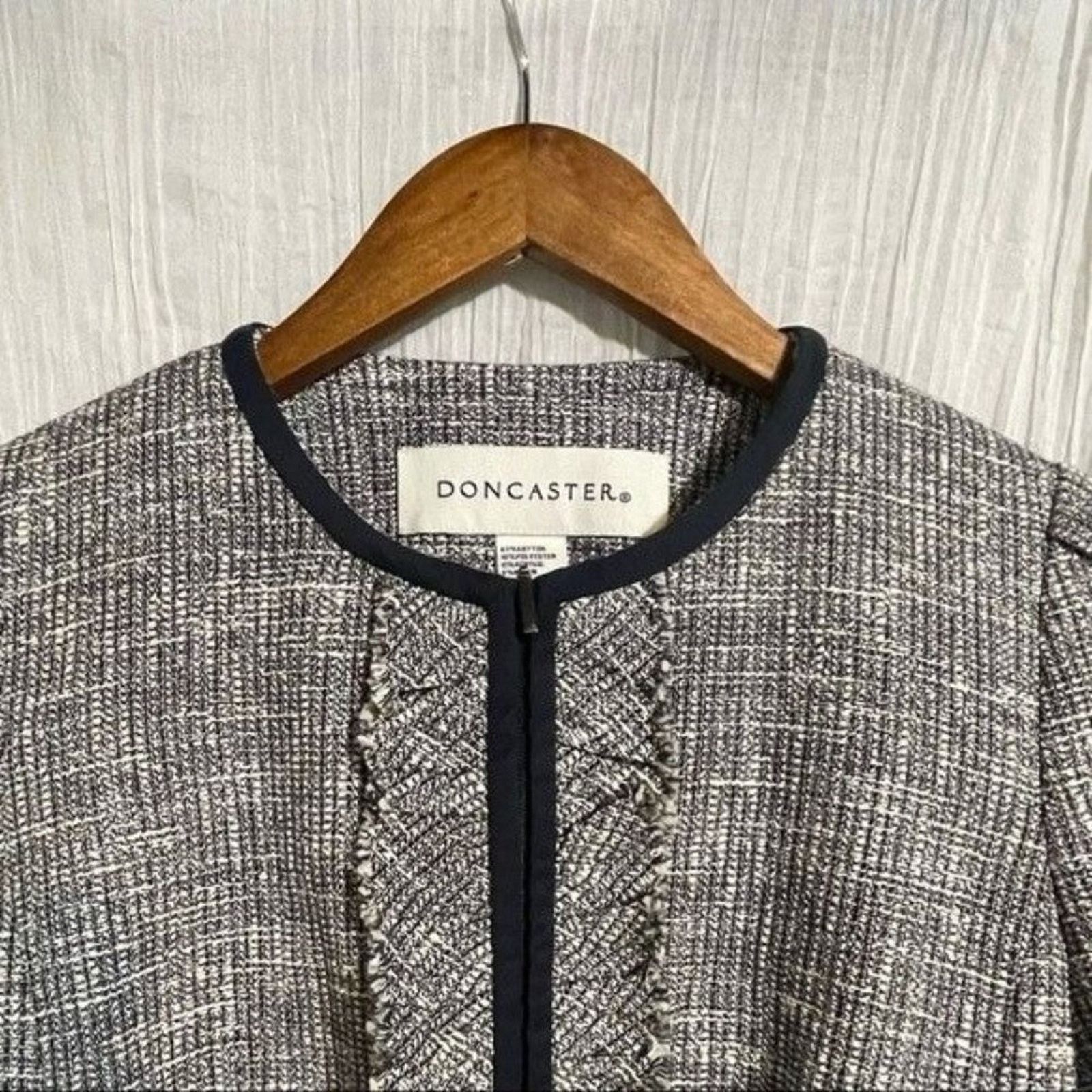 & Other Stories Doncaster Tweed Jacket Small Navy Trim Ruffle Fringe Blazer Size S / US 4 / IT 40 - 5 Thumbnail