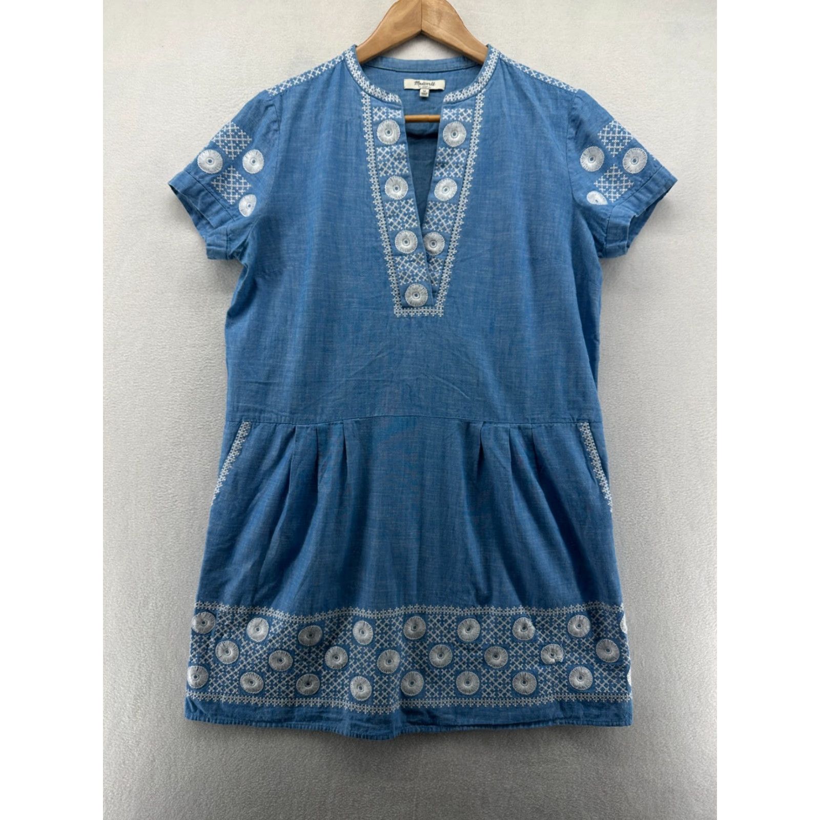 Madewell Madewell Mini Dress Blue Women's M Chambray Sunstitch Embroidered Boho Floral Pockets Summer Short Sleeve V-Neck Snap Size M / US 6-8 / IT 42-44 - 3 Thumbnail